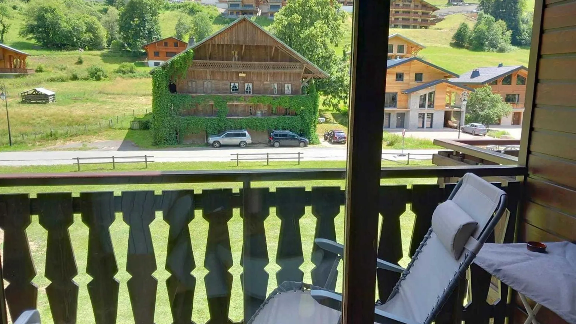 Appartement Lumineux, 6 Personnes Avec Balcon, Parking, Wifi A 900M Du Centre De Chatel - Fr-1-198-233