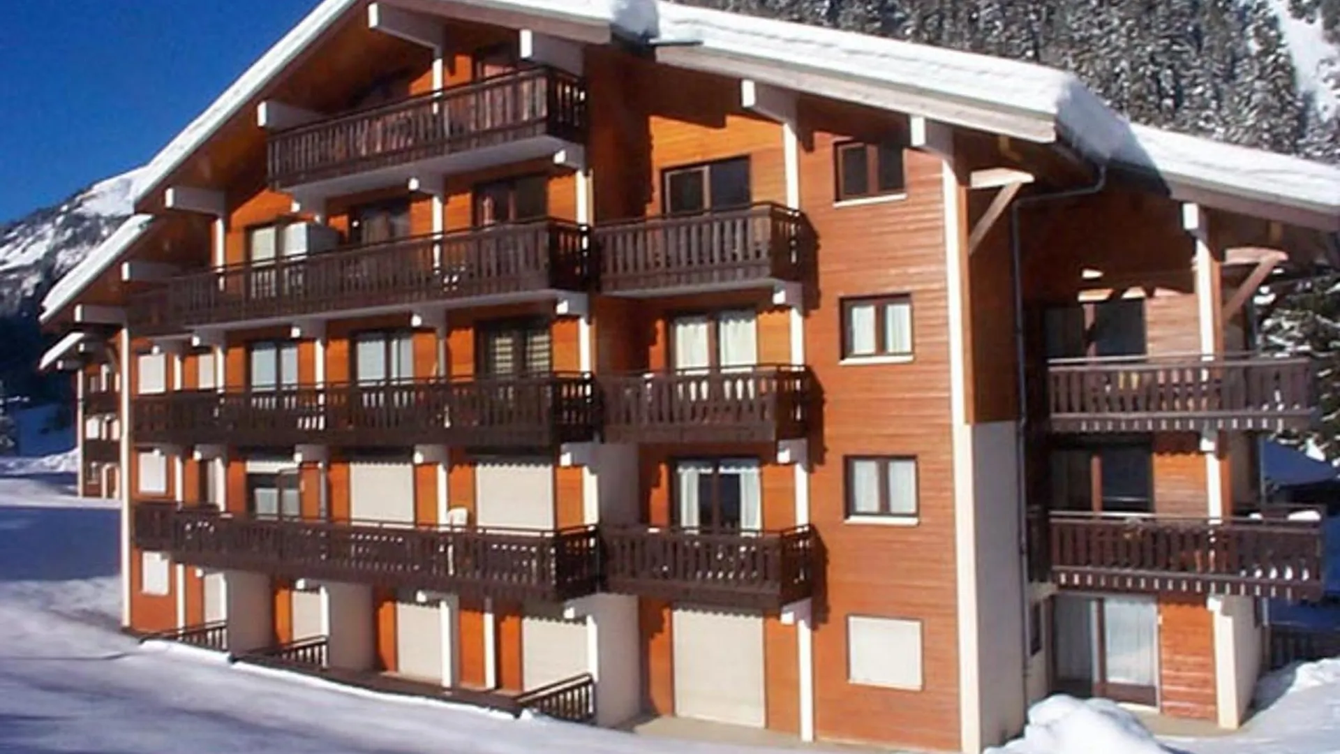 Apartment Appartement Lumineux, 6 Personnes Avec Balcon, Parking, Wifi A 900M Du Centre De Chatel - Fr-1-198-233 France