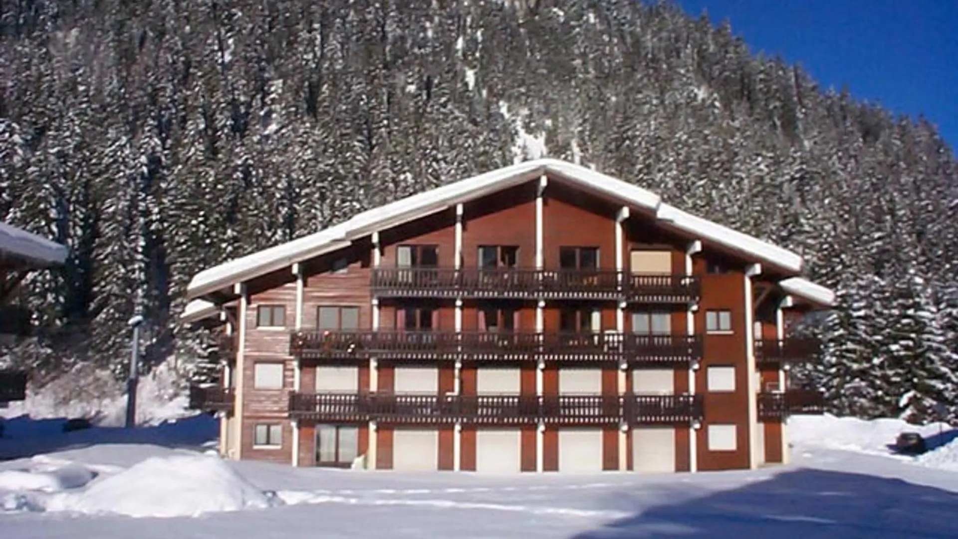 Appartement Lumineux, 6 Personnes Avec Balcon, Parking, Wifi A 900M Du Centre De Chatel - Fr-1-198-233